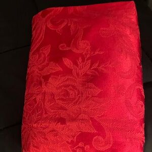 Elegant Red Floral Fabric table cloth